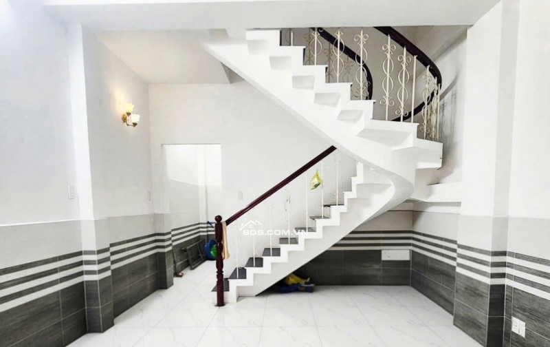 Bán Nhà Đường Bà Hạt : 38.3m2(4.25x9), 4Tầng- 8,1 TỶ/TL-P8,Q10